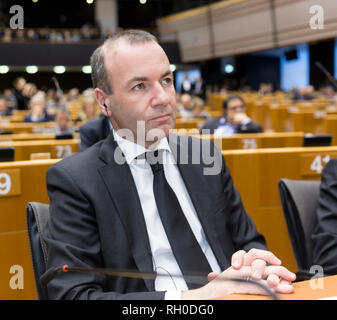 30 Januar 2019, Belgien, Brüssel: 30.01.2019, Belgien, Brüssel: Deutsche Mitglied des Europäischen Parlaments, der Vorsitzende der Europäischen Volkspartei Manfred Weber nimmt an einer Sitzung des Europäischen Parlaments über den Holocaust Am 30. Januar 2019 in Brüssel, Belgien. Am 5. September 2018, Weber erklärte seine Absicht, für die Position des Präsidenten der Europäischen Kommission zu laufen und wurde als Kandidat der EVP Am 8. November gewählt. - Keine LEITUNG SERVICE Foto: Thierry Monasse/dpa Stockfoto