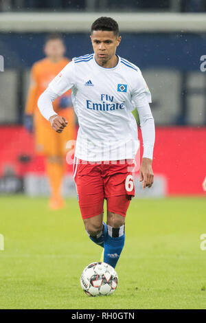 Hamburg, Deutschland. 30 Jan, 2019. Douglas DOS SANTOS JUSTINO DE MELO (HH), mit Kugel, Single Action mit Kugel, Aktion, vollständige Abbildung, Porträt, Fußball 2. 1. Fussballbundesliga, 19. Spieltag, Hamburg Hamburg Hamburg (HH) - SV Sandhausen (SH) 2:1, am 01/30/2019 in Hamburg/Deutschland. € | Nutzung der weltweiten Kredit: dpa/Alamy leben Nachrichten Stockfoto