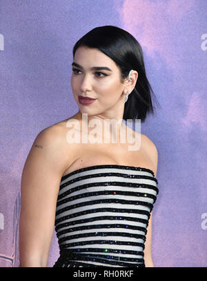 London, Großbritannien. 31. Januar, 2019. Dua Lipa bei der BRITISCHEN Premiere der Anpassung von Alita, Battle Angel, ein Manga Comic erzählt die Geschichte eines weiblichen Cyborg in einem Junk Yard durch einen Wissenschaftler entdeckt, im Odeon Leicester Square Credit: Nils Jorgensen/Alamy leben Nachrichten Stockfoto