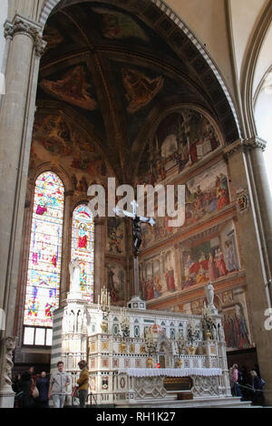 Italien, Florenz - 02 April 2017: der Blick auf die tornabuoni Kapelle von Santa Maria Novella Kirche am 02 April 2017, Toskana, Italien. Stockfoto