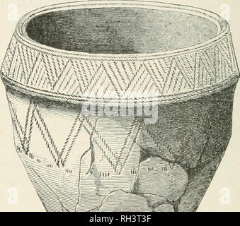 . Britische barrows: Ein Bericht über die Prüfung der großherzogliche Dämme in verschiedenen Teilen Englands. Mounds - England; Craniology - - Großbritannien; England - Antiquitäten. 338 YORKSHIRE. Norden reiten. Ich glaube, die wahre Eine zu sein) ist, dass Ein unverbrannten Körper auf der Ebene von Ton hinterlegt worden war und dann mit der großen Fahne - Steine, und dass in Folge des freien Eintritt von Luft und Wasser, und von anderen zerfallenden Ursachen, aufgrund der vorherigen Natur der darüberliegenden Material, die Knochen war ganz dem Verfall gegangen. Einige Stücke von Holzkohle und zwei Späne aus Feuerstein gefunden wurden Stockfoto