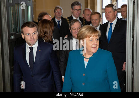 Emmanuel Macron und Angela Merkel bei der Erneuerung des deutsch-französischen Freundschaftsvertrages im Rathaus. Aachen, den 22.01.2019 Stockfoto