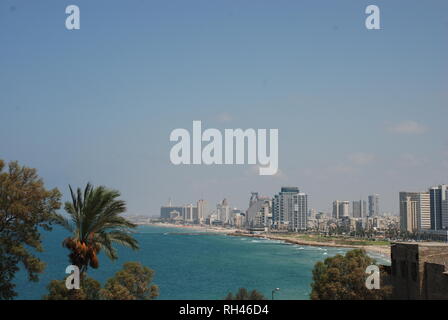 Das hohe Gebäude und schönen Stränden von Tel Aviv in Israel. Stockfoto