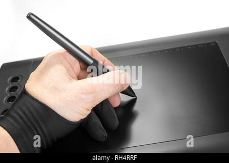 Grafik Tablett mit Stift für Illustratoren, Malern und Designern auf weißem Hintergrund Stockfoto
