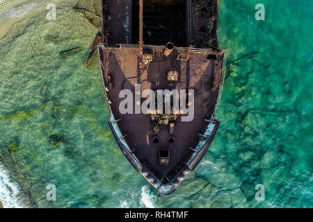 Luftaufnahme von schiffbruch Dimitrios (ehemals Klintholm) in Gythio Peloponnes in Griechenland Stockfoto