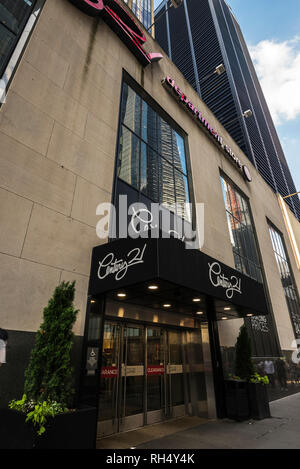 New York City, USA - 26. Juli 2018: Die Fassade des Jahrhunderts 21 Department Store in Manhattan in New York City, USA Stockfoto