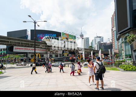 Ein Blick auf die Schwebebahn in der Mitte von Kuala Lumpur Stockfoto