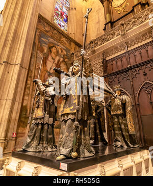 Sevilla, Spanien - Januar 13, 2019: Grabmal von Cristobal Colon in der Kathedrale in Sevilla, Andalusien, Spanien Stockfoto