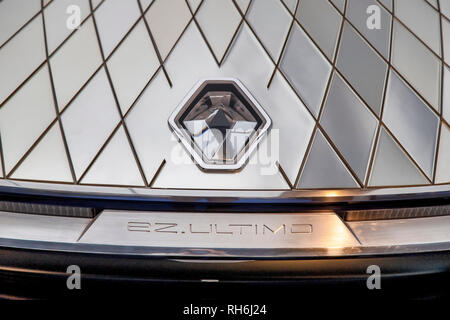 Paris, Frankreich. Januar 2019. Grand Prix Creativ' Erlebnis: Renault EZ-Ultimo - Das Internationale Automobilfestival vereint in Paris die schönsten Konzeptfahrzeuge der Automobilhersteller vom 30. Januar bis 3. Februar 2019. Kredit: Bernard Menigault/Alamy Live News Stockfoto