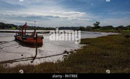 Boote auf dem Estuarty Stockfoto