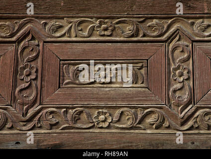 Detail eines hölzernen mashrabiya eines alten Hauses in al-Balad Viertel, Mekka Provinz, Jeddah, Saudi-Arabien Stockfoto