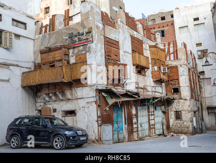 Alte Häuser mit Holz- mashrabiyas in al-Balad Viertel, Mekka Provinz, Jeddah, Saudi-Arabien Stockfoto