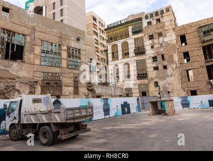 Restaurierung eines alten Haus mit Holz- mashrabiyas in al-Balad Viertel, Mekka Provinz, Jeddah, Saudi-Arabien Stockfoto