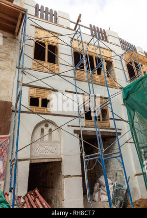 Restaurierung eines alten Haus mit Holz- mashrabiyas in al-Balad Viertel, Mekka Provinz, Jeddah, Saudi-Arabien Stockfoto