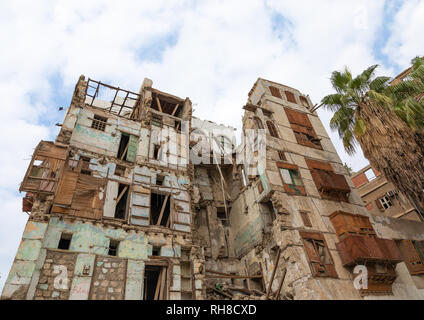 Restaurierung eines alten Haus mit Holz- mashrabiyas in al-Balad Viertel, Mekka Provinz, Jeddah, Saudi-Arabien Stockfoto