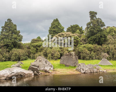 Ephemere Feuchtgebiete im Sommer, schöne ruhige Landschaft, Natur, See Kiriopukae, Te Urewera National Park, North Island, Neuseeland Stockfoto