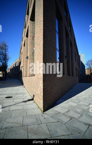 Großbritannien: London NW1: Drummond Crescent: Maria Fidelis Römisch-katholische Schule FCJ Stockfoto