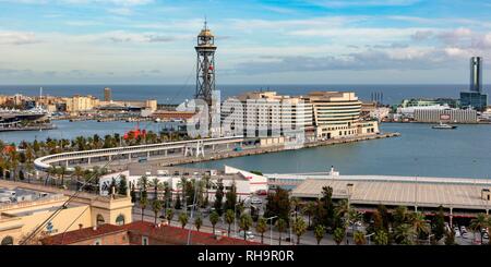 Blick von Montjuic, Port Vell mit World Trade Center, Barcelona, Provinz Barcelona, Katalonien, Spanien Stockfoto