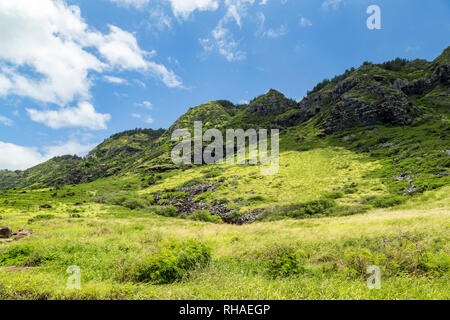 Üppige grün bewachsenen Hügeln von Oahu, Hawaii Stockfoto