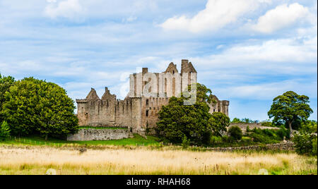 Edinburgh, Schottland: die Ruinen von Craigmillar Castle, zwischen 14. und 16. Jahrhundert, für seine Vereinigung mit Maria, Königin von Schottland gebaut, bekannt Stockfoto