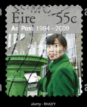 Briefmarke aus Irland im 25 Anniv. von An Post-Serie in 2009. Stockfoto