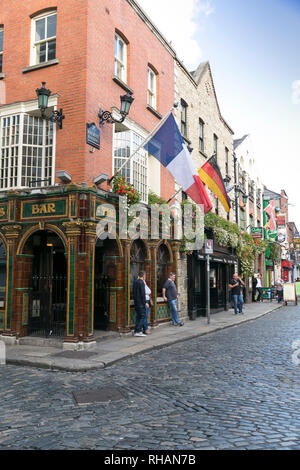 Bars und Pubs in Temple Bar Dublin Süden Irlands Stockfoto