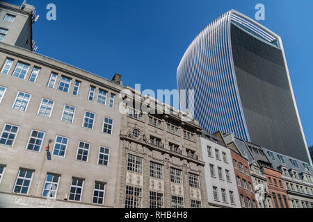 London, UK, September 02, 2018: 20 Fenchurch Street (aka das Walkie-Talkie) Wolkenkratzer in der City von London Stockfoto