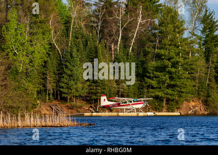 Wasserflugzeug auf der Chippewa Flowage in Nordwisconsin. Stockfoto