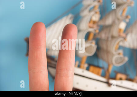 Finger als piratenschiff Crew. Konzept Bild Stockfoto