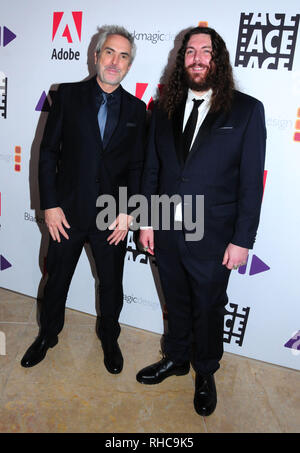 Beverly Hills, Kalifornien, USA. 01 Feb, 2019. Direktor/co-editor Alfonso Cuaron und Co-editor Adam Gough besuchen ACE 69. jährliche Eddie Awards am 1. Februar 2019 Im Beverly Hilton Hotel in Beverly Hills, Kalifornien. Credit: Barry King/Alamy leben Nachrichten Stockfoto