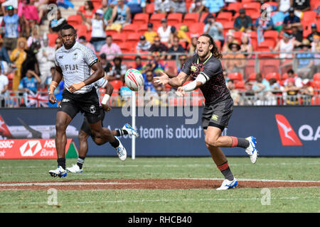 Makellos sauber, Stadion, Sydney, Australien. 2 Feb, 2019. HSBC Sydney Rugby Sevens; England und Fidschi; Dan Bibby von England den ball Credit: Aktion plus Sport/Alamy leben Nachrichten Stockfoto