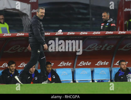 Stadio San Paolo, Neapel, Italien. 2 Feb, 2019. Serie A Fussball, Napoli gegen Sampdoria; Marco Giampaolo Trainer von sampdoria Credit: Aktion plus Sport/Alamy leben Nachrichten Stockfoto