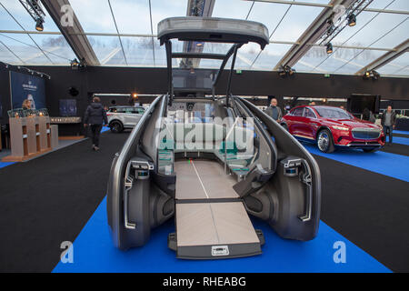 Viele von Concept Cars und Design wurden an der Invalide in Paris vorgestellt oder hatte die Wahl des schönsten Auto des Jahres. Stockfoto