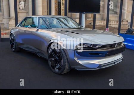 Viele von Concept Cars und Design wurden an der Invalide in Paris vorgestellt oder hatte die Wahl des schönsten Auto des Jahres. Stockfoto