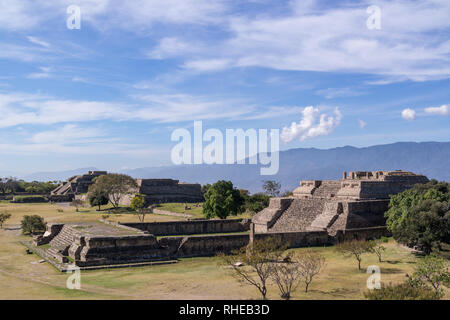 Pyramiden von Monte Alban, Oaxaca, Mexiko Stockfoto