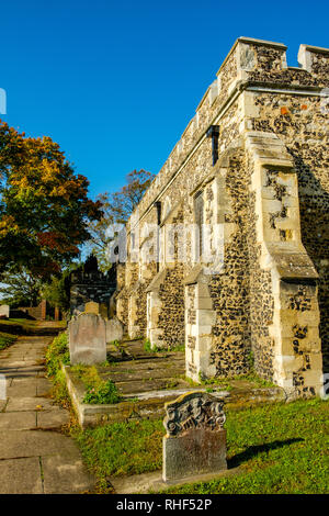 Pfarrkirche St. Botolph, Northfleet, Gravesend, Kent Stockfoto