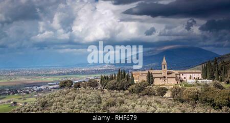 Blick von Süden Umbrien Tal von Trevi, Italien gesehen. Stockfoto