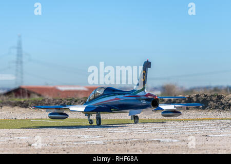 RC Modell Aermacchi MB 339 Turbine angetrieben Stockfoto