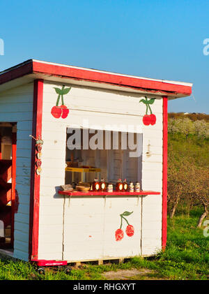 Am Straßenrand Cherry & Ahornsirup stehen, Old Mission Peninsula, Old Mission, Michigan, USA Stockfoto