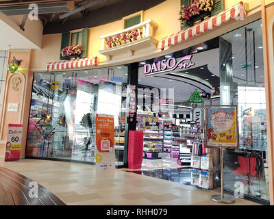 Chon Buri, Thailand - Dezember 21, 2018: Außenansicht von Daiso Japan store in der Shopping Mall, Klemme 21 Pattaya Branch. Stockfoto