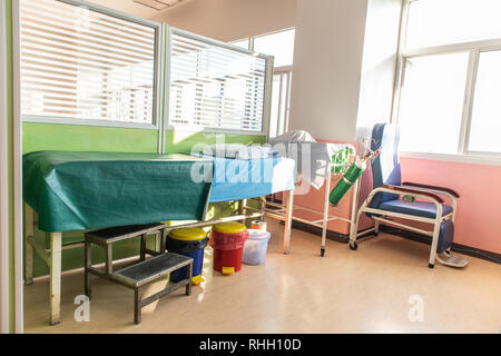 Erste Hilfe Raum in der Klinik. Stockfoto