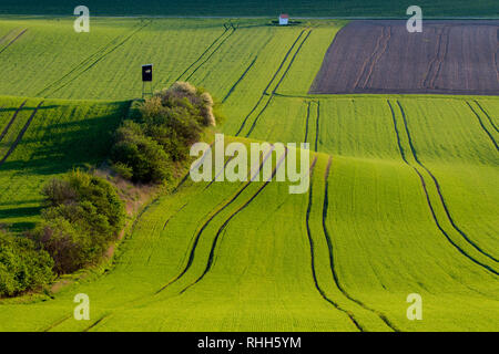 Wunderschöne Landschaft des Mährischen Toskana mit Jagdhütte Stockfoto