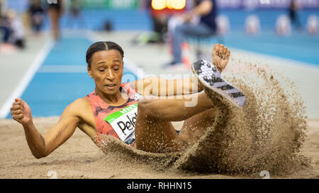 Karlsruhe, Deutschland. 02 Feb, 2019. Athletik, Internationale Karlsruhe in der Karlsruher Ausstellung Halle 3. Ana Peleteiro aus Spanien an der Dreiergruppe die Frauen springen. Credit: Sebastian Gollnow/dpa/Alamy leben Nachrichten Stockfoto