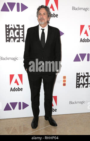 Beverly Hills, CA, USA. 1 Feb, 2019. LOS ANGELES - FEB 1: Peter Farrelly am 69. ACE Eddie Auszeichnungen im Beverly Hilton Hotel am Februar 1, 2019 in Beverly Hills, CA Credit: Kay Blake/ZUMA Draht/Alamy leben Nachrichten Stockfoto