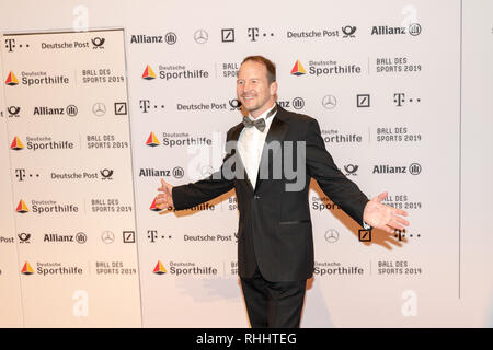 WIESBADEN, Deutschland - Februar 2., 2019: Alexander Leipold bei Ball des Sports 2019 Stockfoto