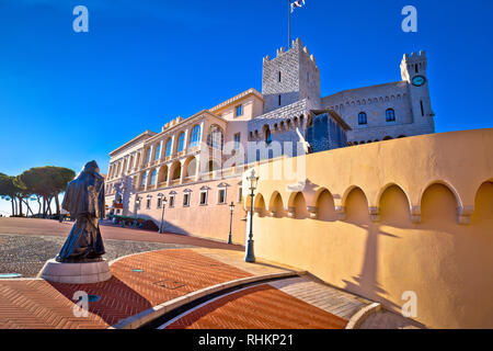 Monaco Hotel du Palais Blick auf den Platz, Fürstentum Monaco Stockfoto