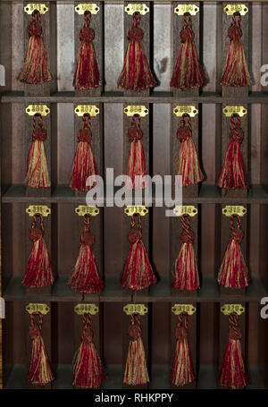 Elegante Zimmerschlüssel hängen im Foyer des Hotels Esplanade, Zagreb, Kroatien Stockfoto