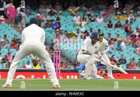 Indien dominiert der erste Tag der abschließenden Test gegen Australien durch ein Jahrhundert von Cheteshwar Pujara bietet: Cheteshwar Pujara Wo: Sydney, Australien: 03 Jan 2019 Credit: WENN.com Stockfoto