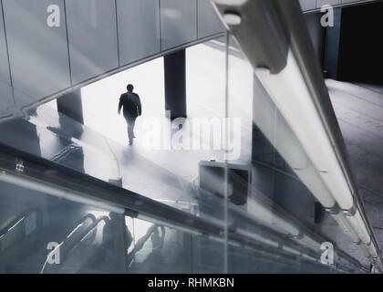 Business Mann im städtischen Bereich Stockfoto