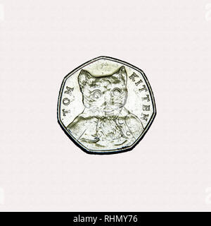 Limited Edition Britische 50p Stück Münze zum Gedenken an Beatrix Potter Charakter Tom Kitten Stockfoto